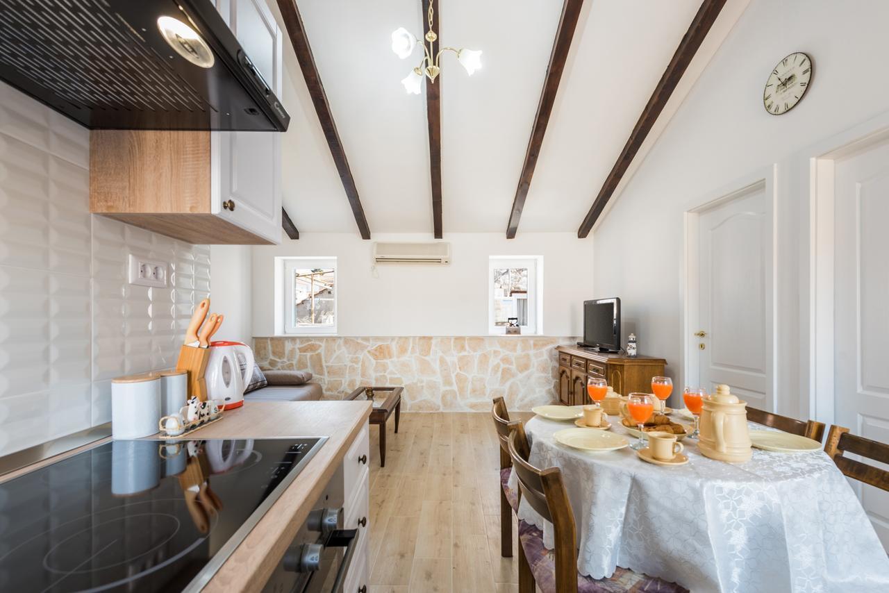 Sugar Suite, Self Check In!! Split Ngoại thất bức ảnh